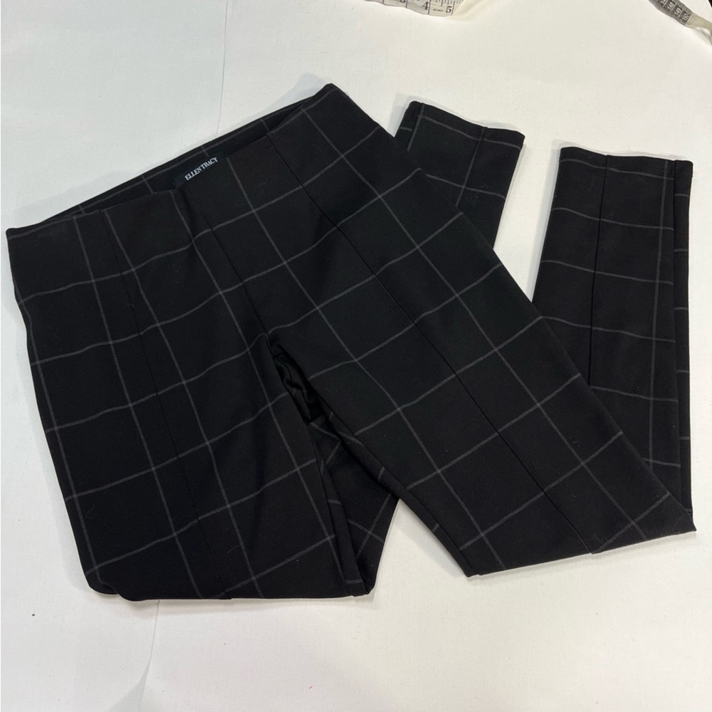 Ellen Tracy Black & white large Plaid pattern skinny pants size small